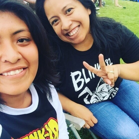 Meet your Posher, Silvia - Picture 4 of 4